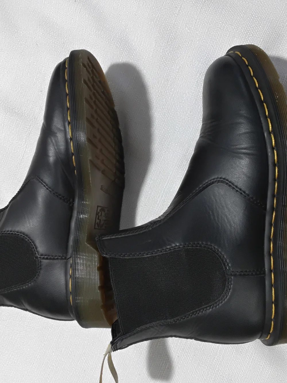 Dr. Martens Vegan Quad Black Leather Chukka Boots with Yellow Stitching Tabs Sz7
